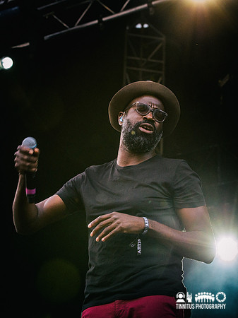 TV On The Radio in concert