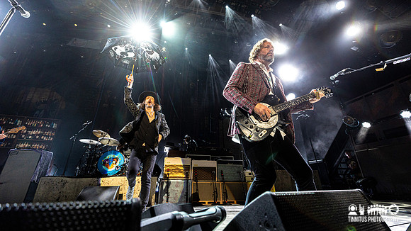 The Black Crowes in concert