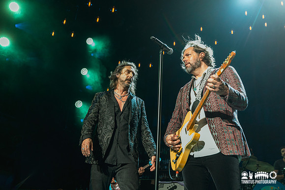 The Black Crowes in concert