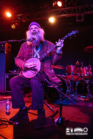 Daniel Higgs in concert