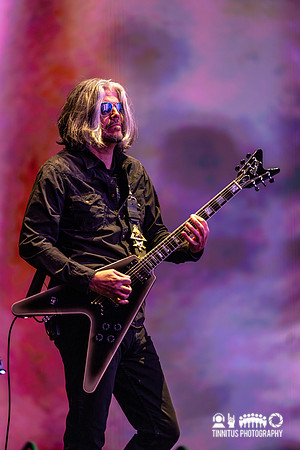 Tool in concert