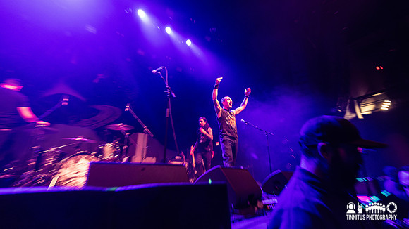 Cave In in concert
