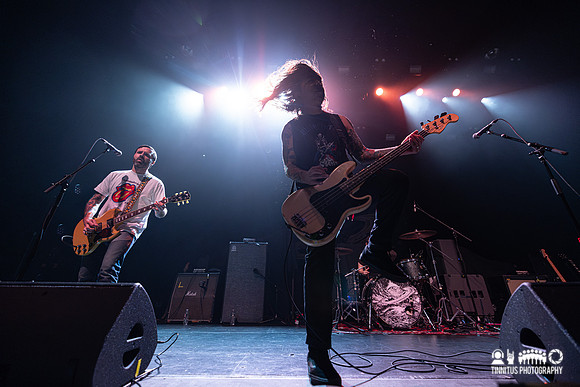 Cave In in concert