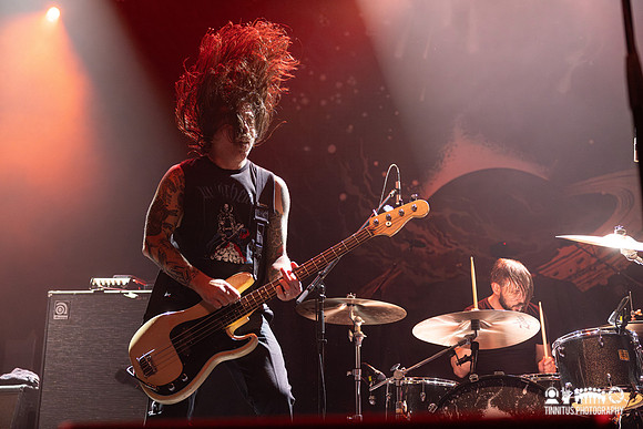 Cave In in concert