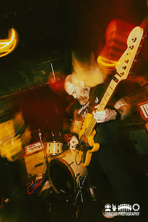 Sexless Marriage in concert