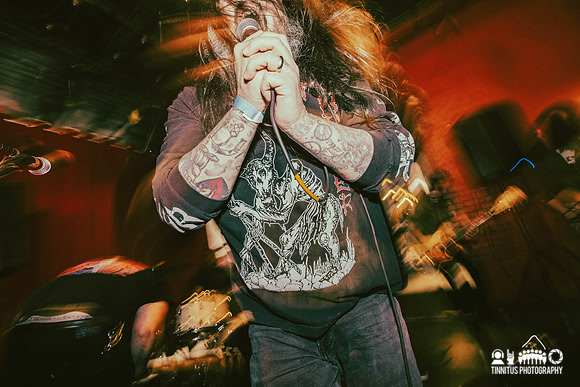 Sexless Marriage in concert