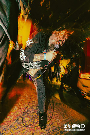 Sexless Marriage in concert