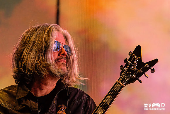 Tool in concert