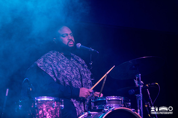 Khruangbin in concert