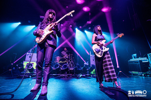 Khruangbin in concert