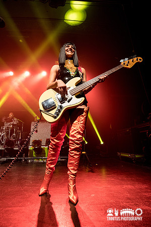 Khruangbin in concert