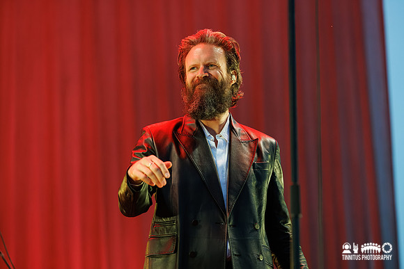 Father John Misty in concert