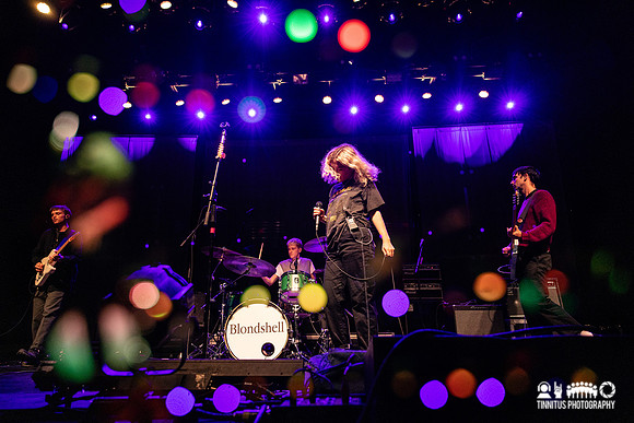 Blondshell in concert