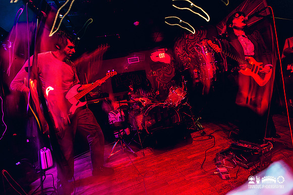 Magik Markers in concert