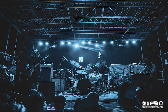Om in concert