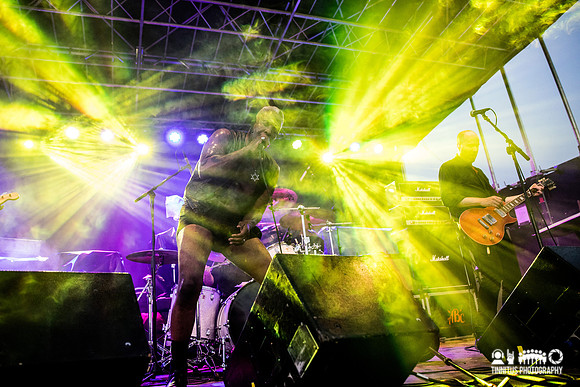 Oxbow in concert