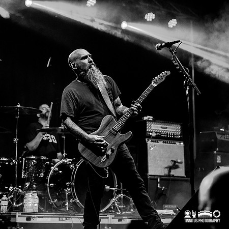 Neurosis in concert