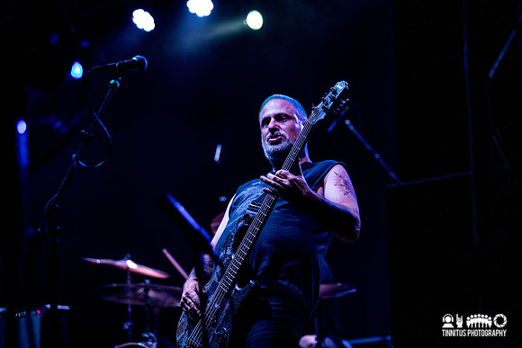 Neurosis in concert