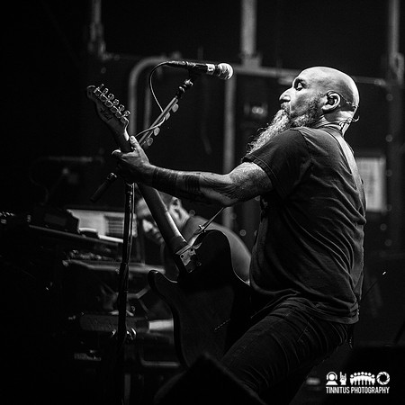Neurosis in concert