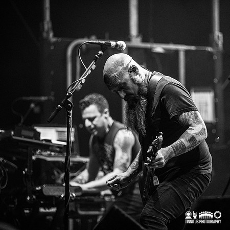 Neurosis in concert