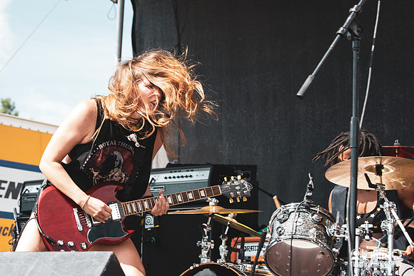 Heavy Temple in concert
