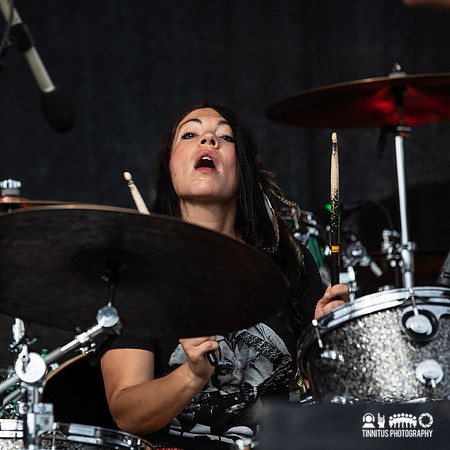Raelyn Nelson Band in concert