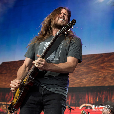 Lukas Nelso and Promise Of The Real in concert