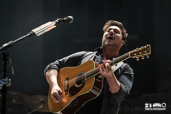 Mumford and Sons in concert