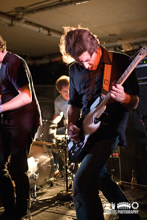 Comets On Fire in concert