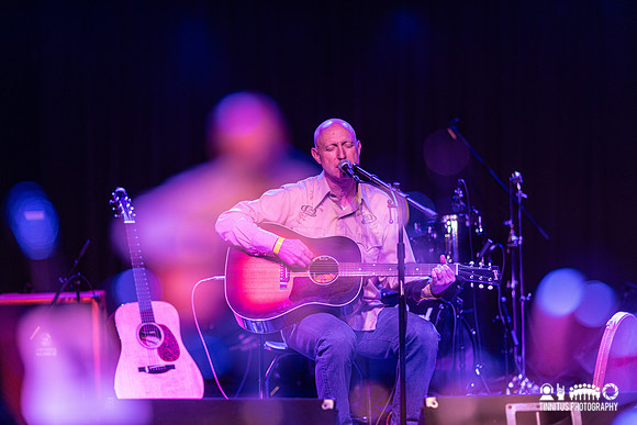 Andrew Cohen in concert