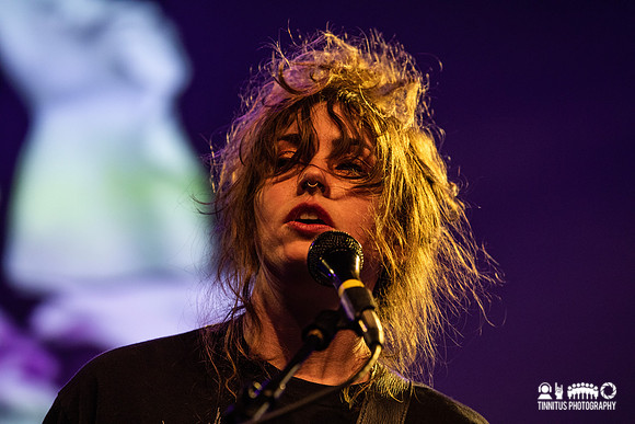 Emma Ruth Rundle in concert