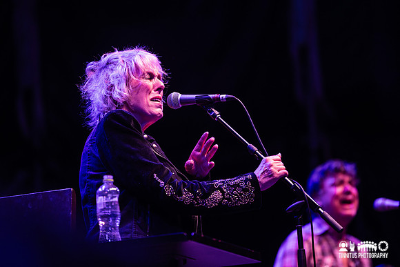 Lucinda Wiliams in concert