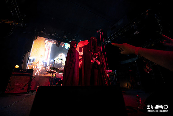 Coven in concert