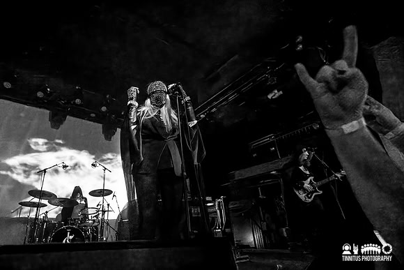 Coven in concert