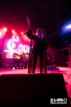 Coven in concert