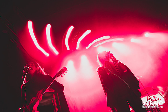 Coven in concert