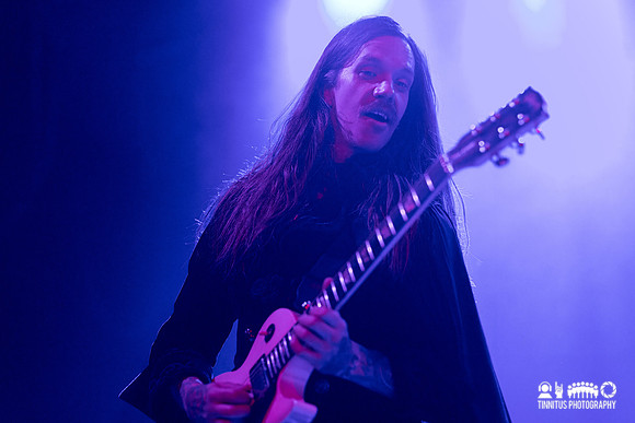 Coven in concert