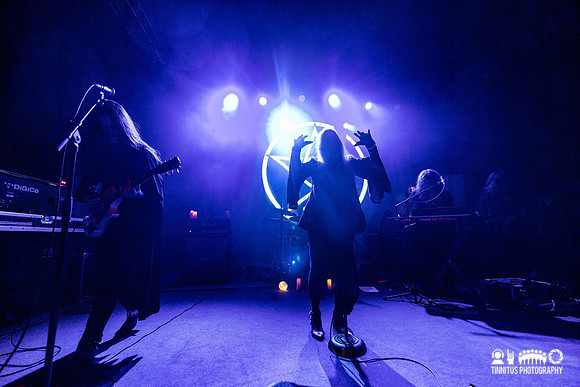Coven in concert