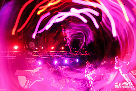 Sluice in concert