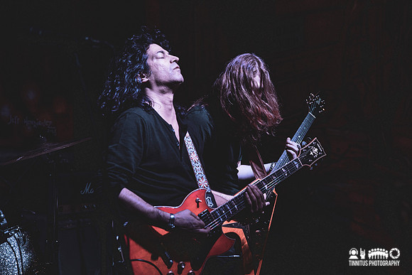 Mirror Queen in concert