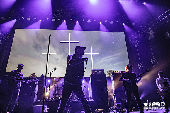 Thou in concert