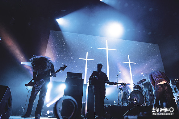 Thou in concert