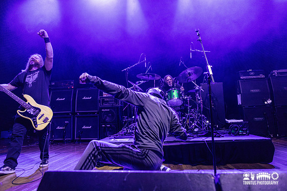 Leeway in concert