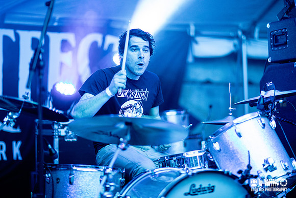 Elder in concert
