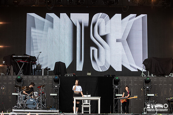 Mitski in concert