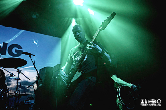 Kong in concert