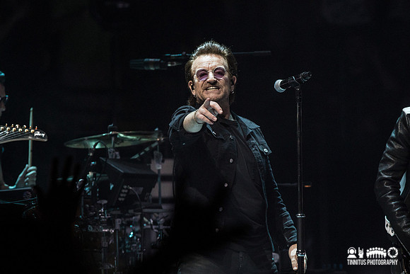 U2 in concert