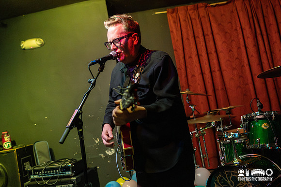 Aaron Perrino in concert
