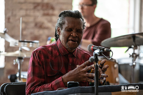 Lonnie Holley in concert