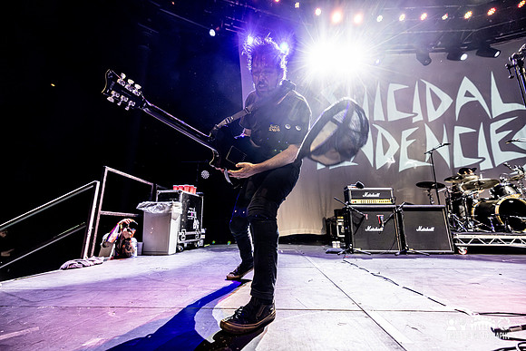 Suicidal Tendencies in concert